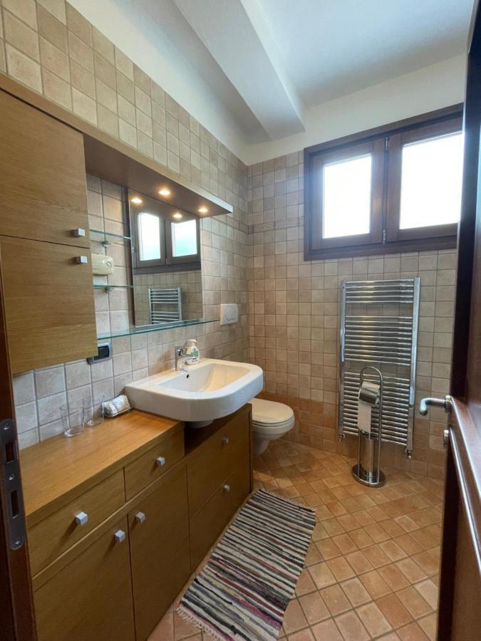 Terraced House With Garden In Dongo - Larihome A13 Luaran gambar
